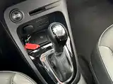 Фото 10 - Renault Captur