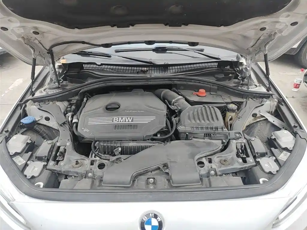 BMW 1 Series 2020 Model 120i M Sport Package фото 20