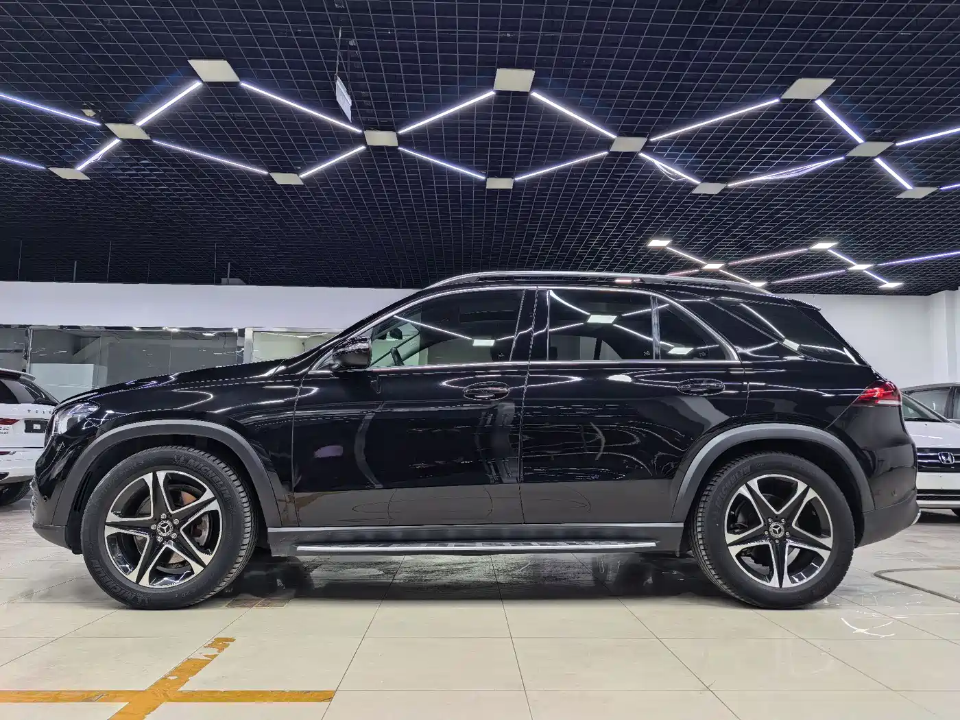 Mercedes-Benz GLE 2022 Facelift GLE 350 4MATIC Dynamic фото 4