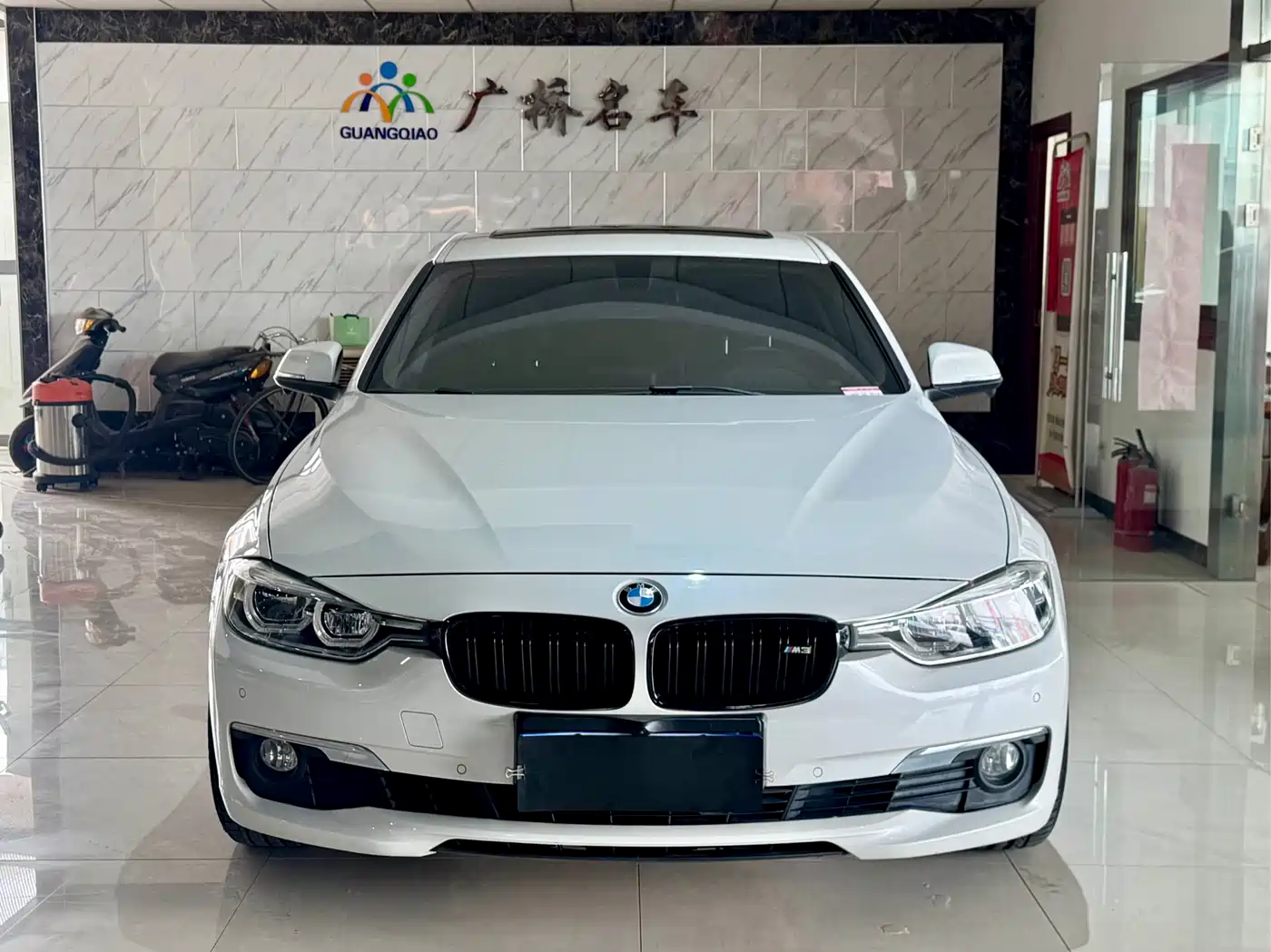 BMW 3 Series 2017 320Li Fashion фото 2