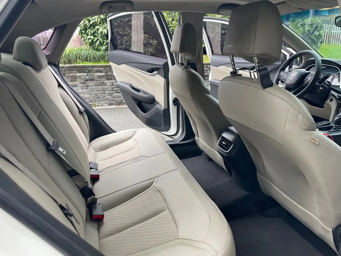 Buick Excelle 2016 Model 15N Automatic Luxury фото 9