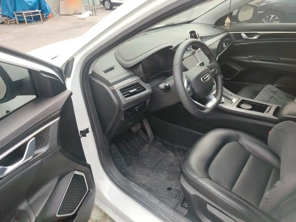 Geely Emgrand GL 2021 2021 UP 1.4T CVT Premium
