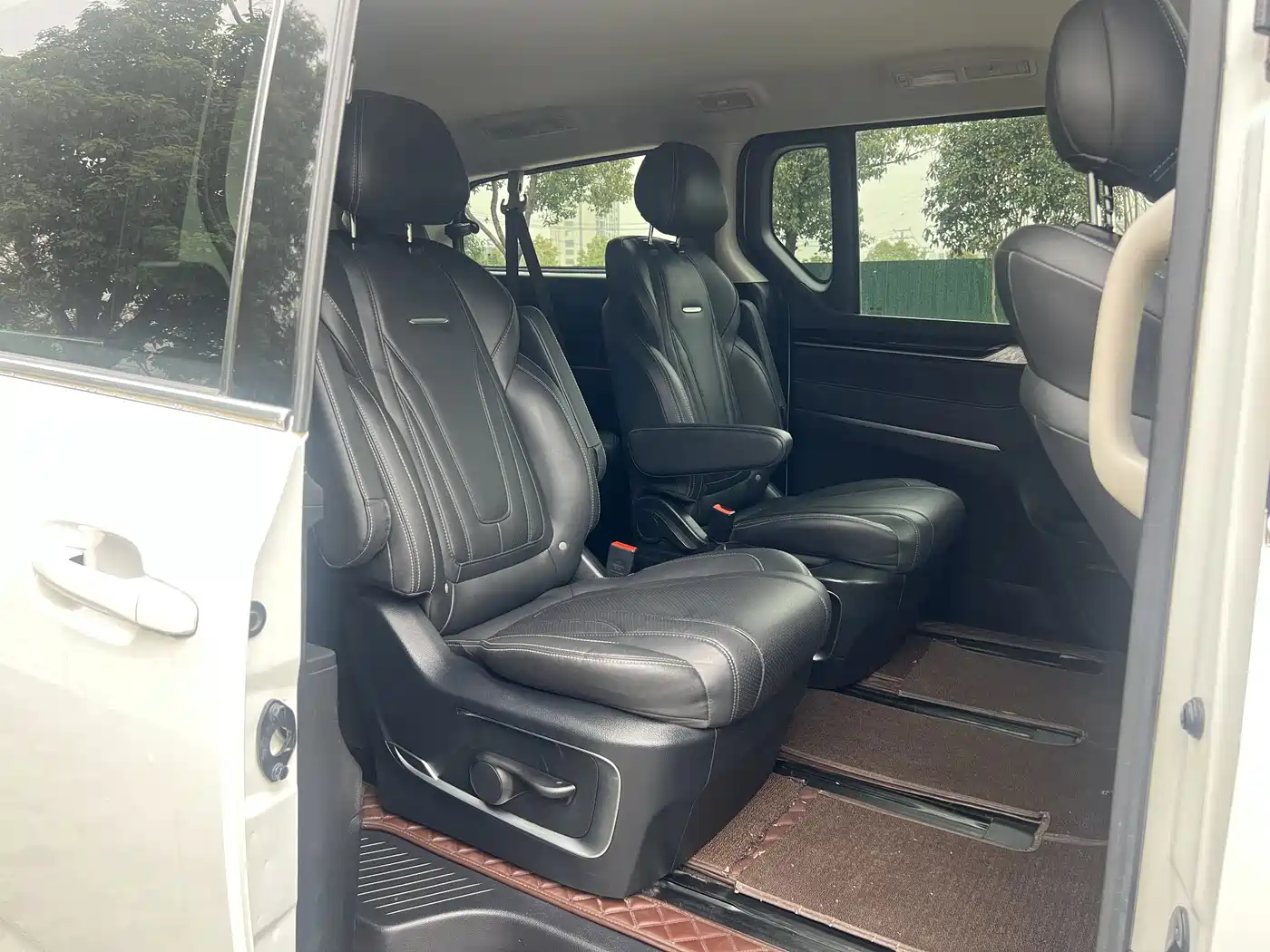 Maxus G20 2021 2021 PLUS 2.0T Gasoline Automatic Luxury Edition