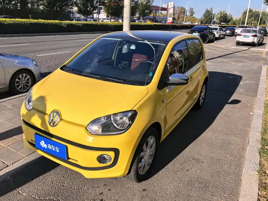 2016 Volkswagen up!