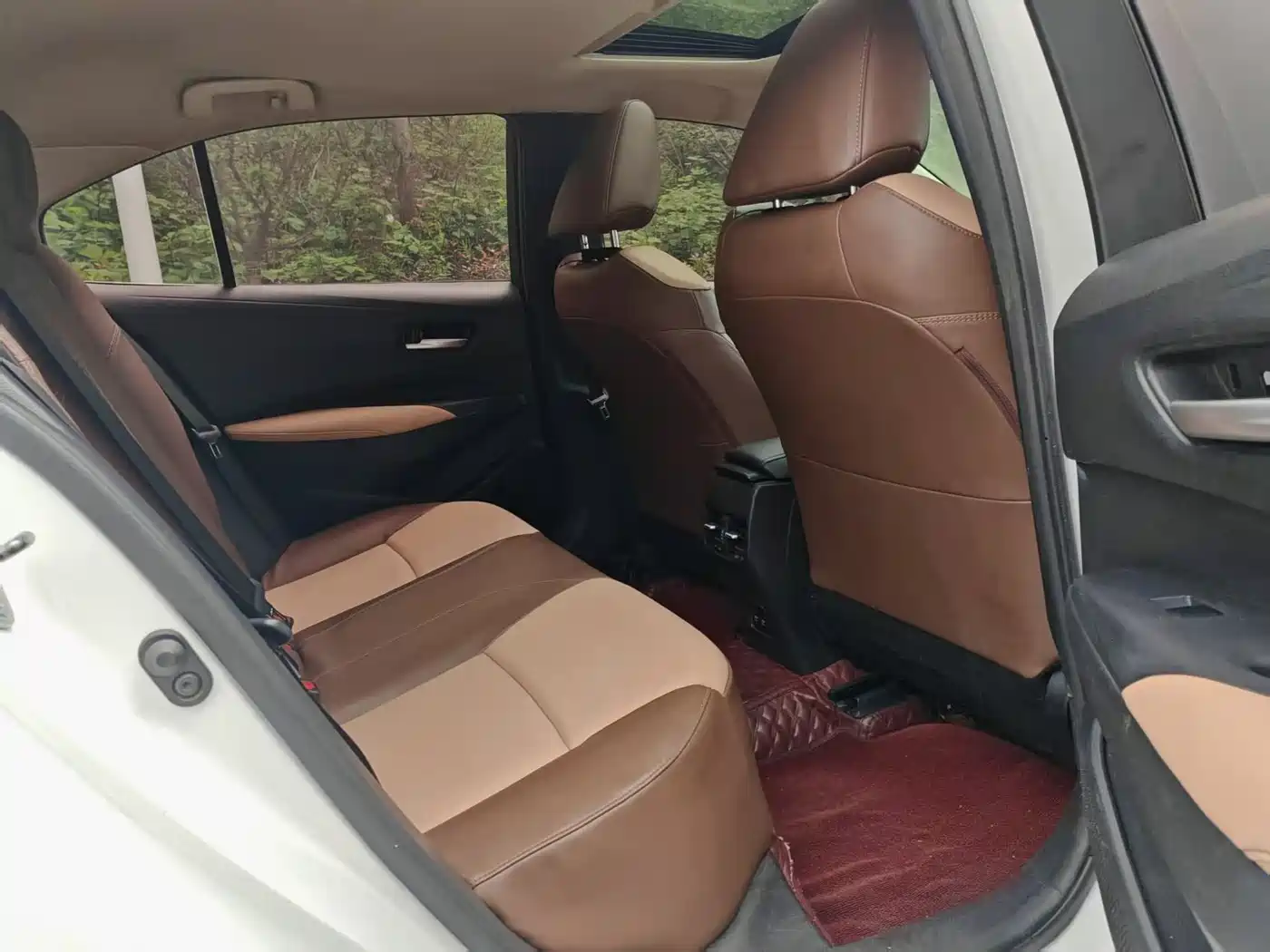 Toyota Corolla 2021 TNGA 1.5L CVT Pioneer Edition фото 14