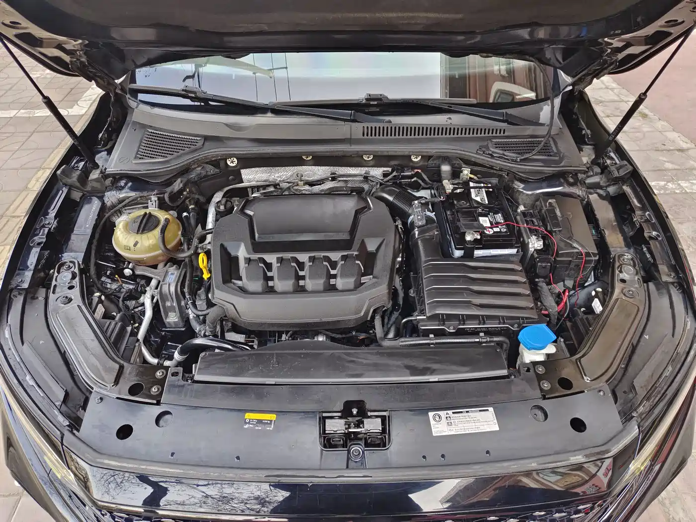 Volkswagen Passat 2023 330TSI Starlight Elite Edition фото 12