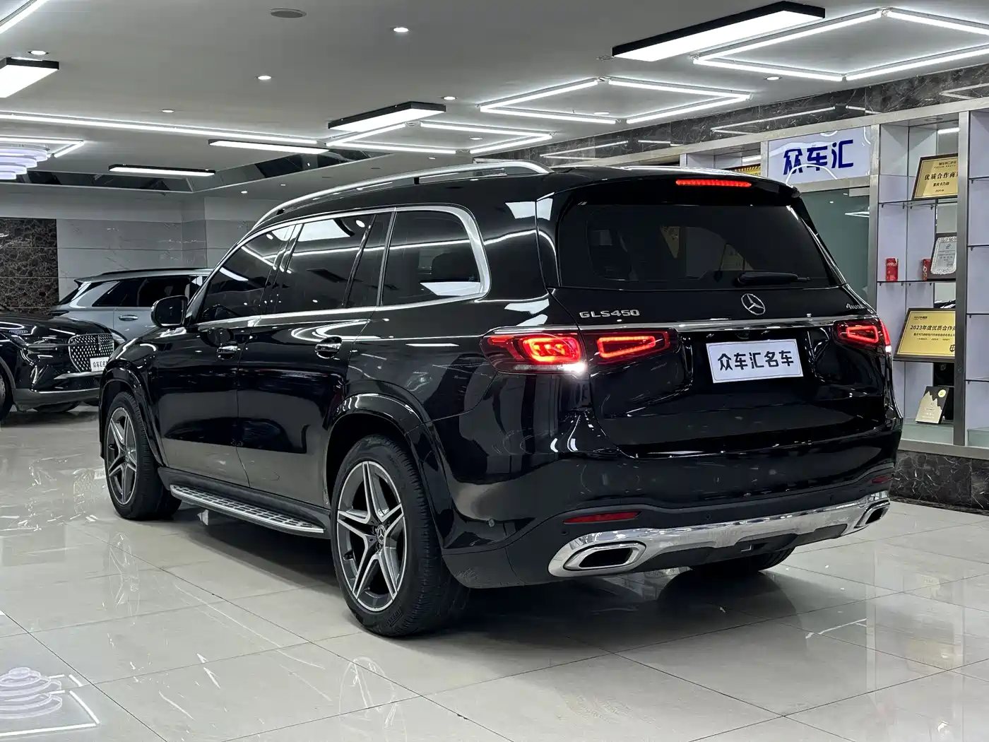 Mercedes-Benz GLS 2021 GLS 450 4MATIC Luxury фото 6