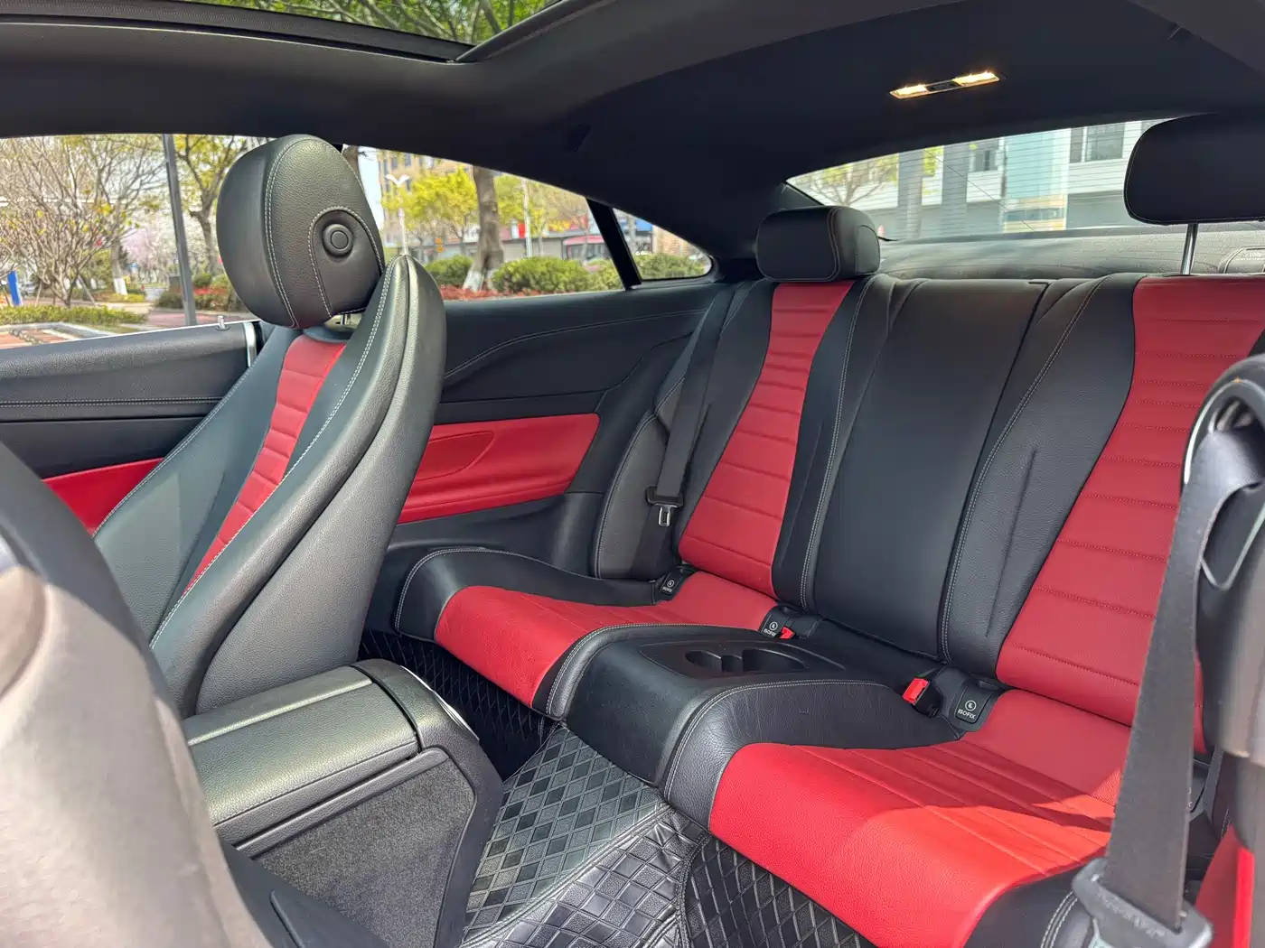 Mercedes-Benz E-Class (Import) 2019 E 200 Coupe фото 6