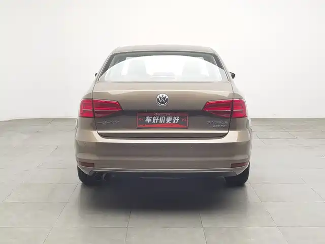 Volkswagen Sagitar 2015 230TSI Automatic Comfort — фото 4