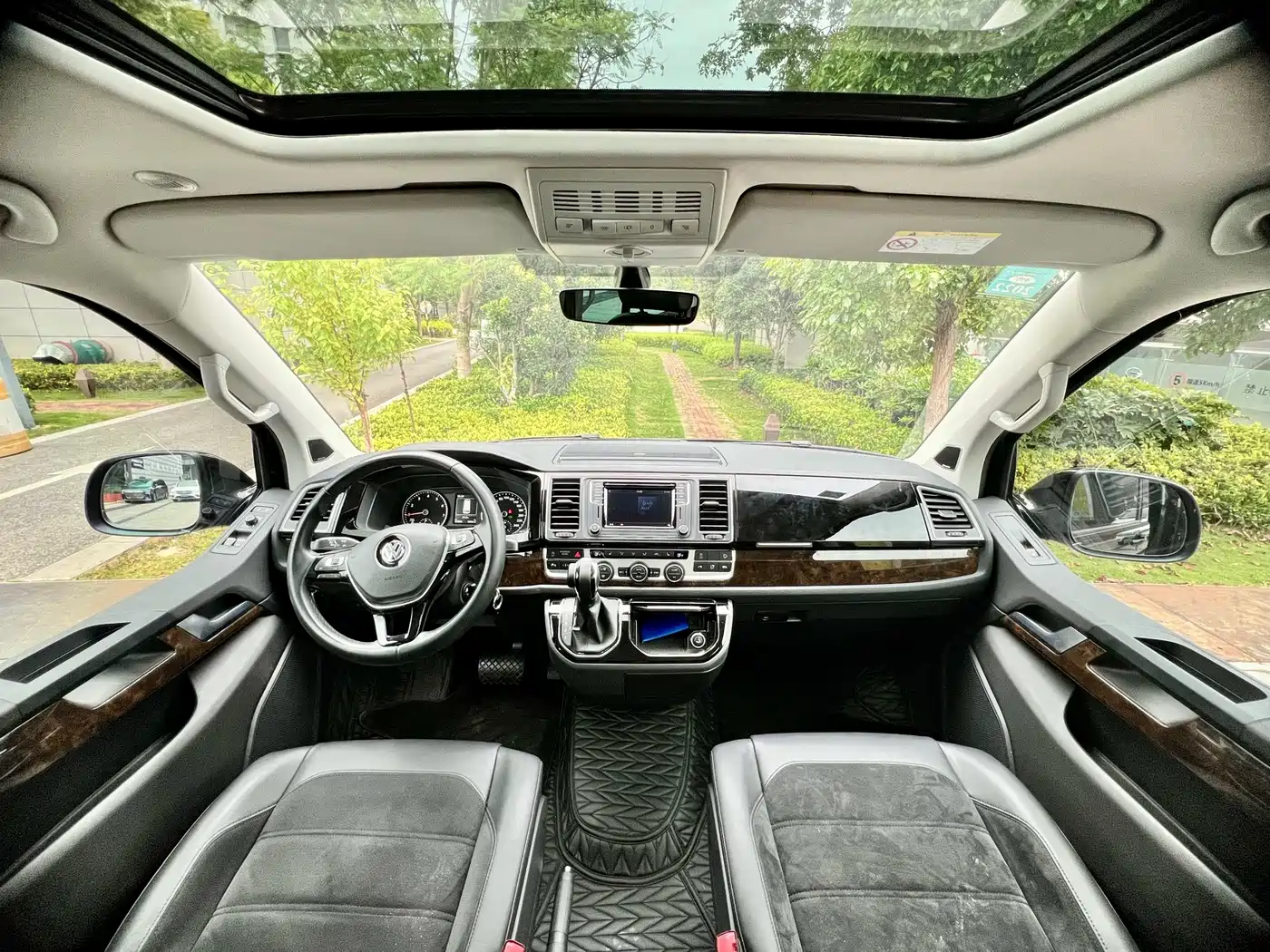 Volkswagen Multivan 2020 2019 2.0TSI 4WD Premium 7-seater