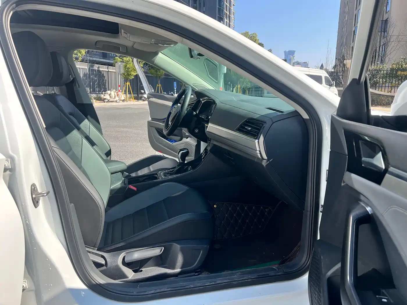 Volkswagen Sagitar 2019 200TSI DSG Comfort Edition China VI фото 13