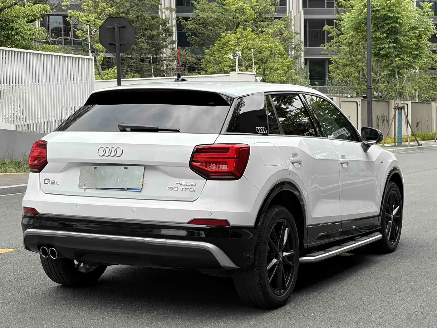 Audi Q2L 2018 35 TFSI Launch Exclusive Edition China VI фото 17