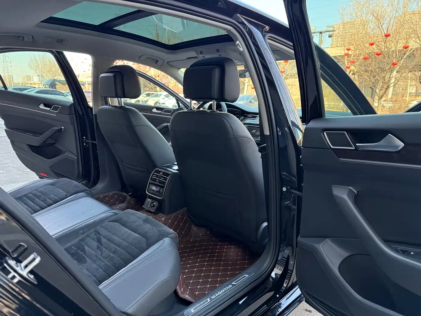 Volkswagen Magotan 2018 330TSI DSG Luxury фото 17