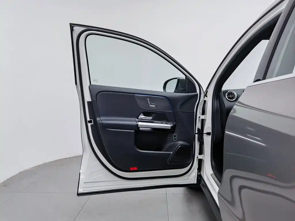 Mercedes-Benz EQA 2023 2023 EQA 260