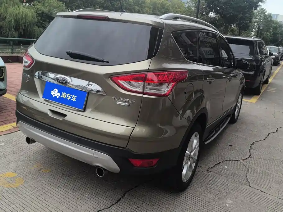 Ford Kuga 2015 2015 2.0L GTDi 4WD Sport