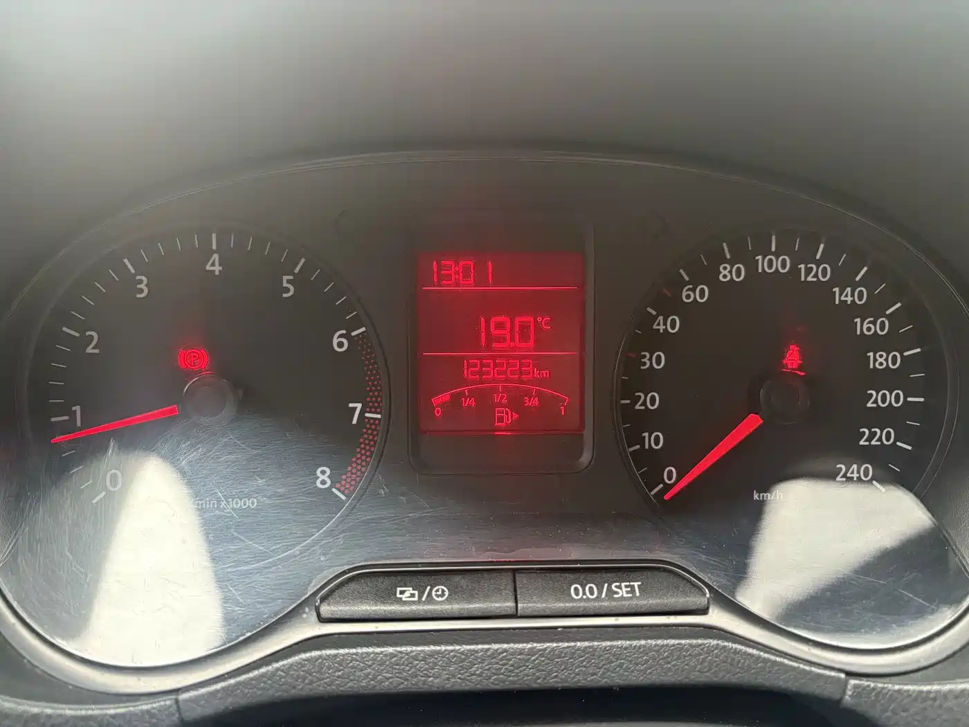 Volkswagen Polo 2014 2013 1.4L Manual Trend Edition