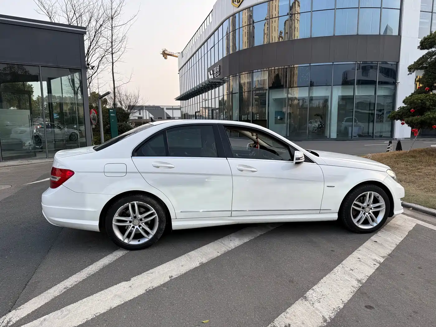 Mercedes-Benz C-Class 2013 C 260 Elegance Grand Edition фото 9