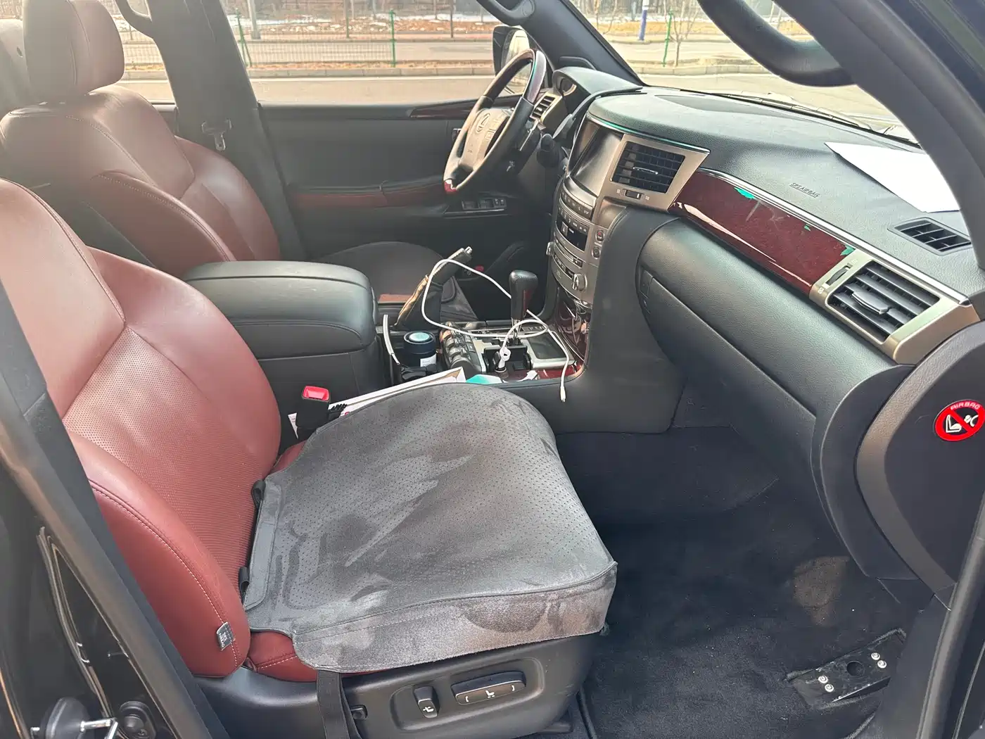 Lexus LX фото 13