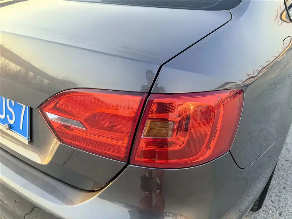 Volkswagen Sagitar 2012 1.8TSI Automatic Flagship Edition фото 11
