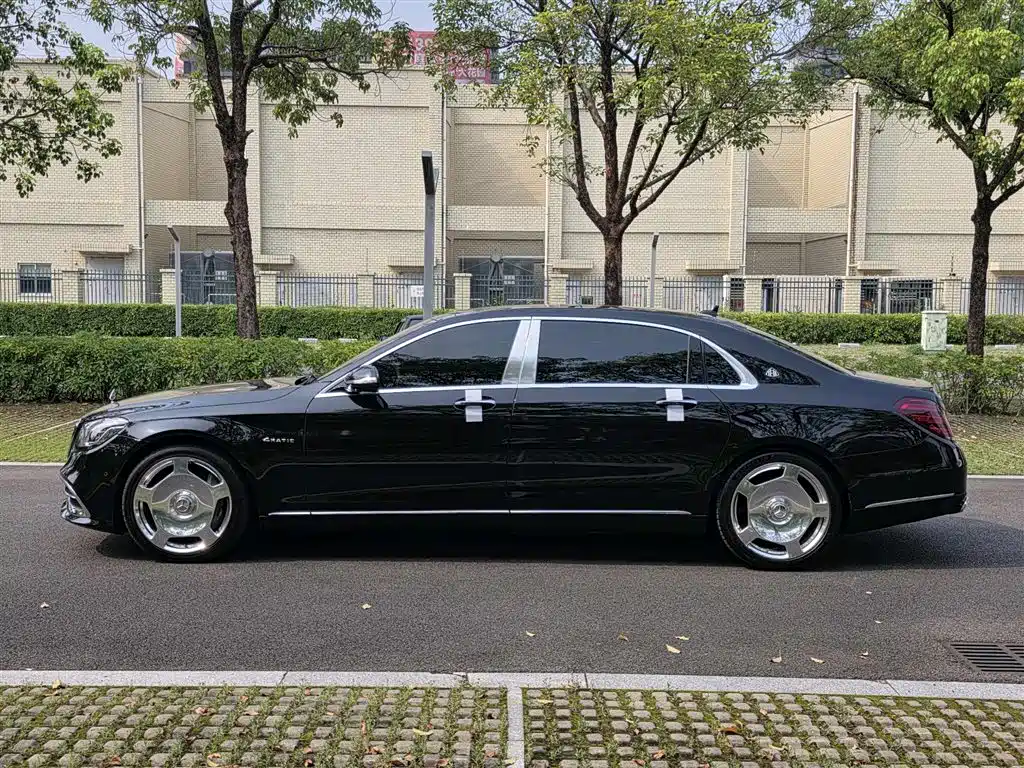 Mercedes-Benz Maybach S-Class 2015 S 400 4MATIC фото 4