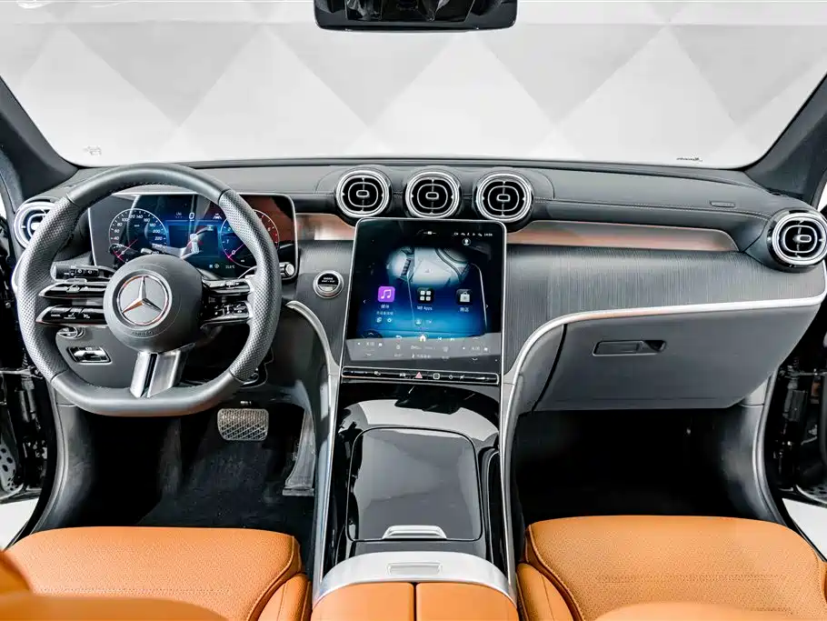 Фото 12 - Mercedes-Benz GLC