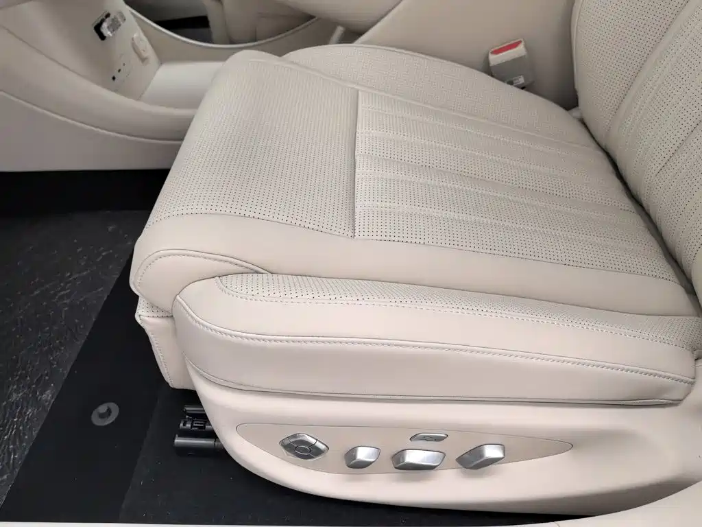 BYD Seal 08 2026