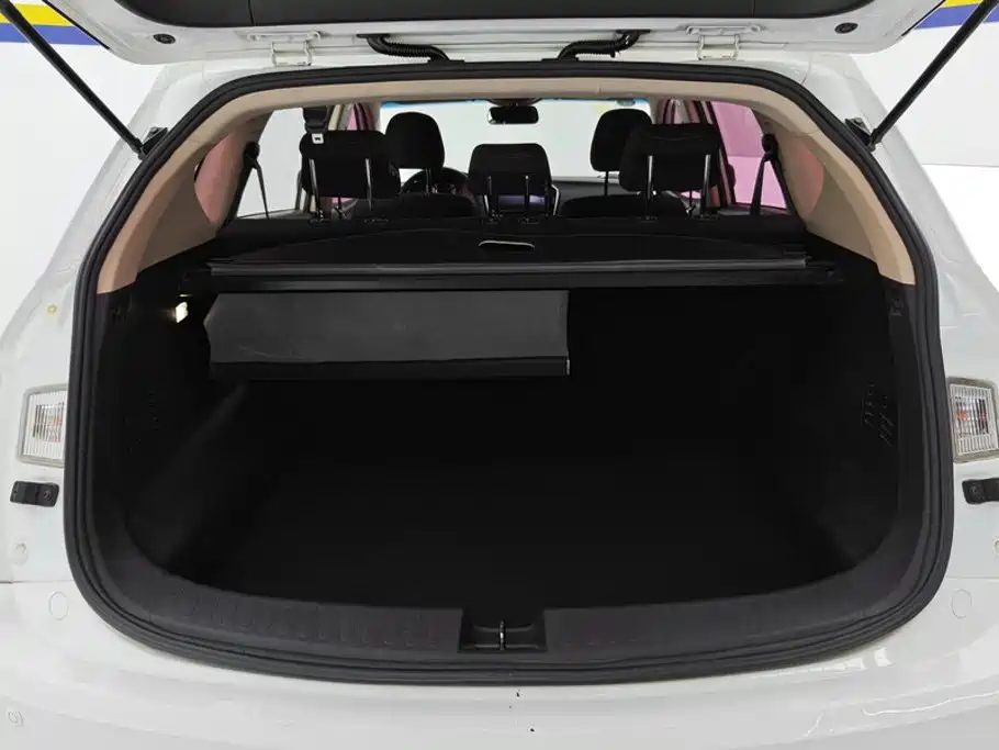Baojun 560 2016 2016 1.8L Manual Comfort