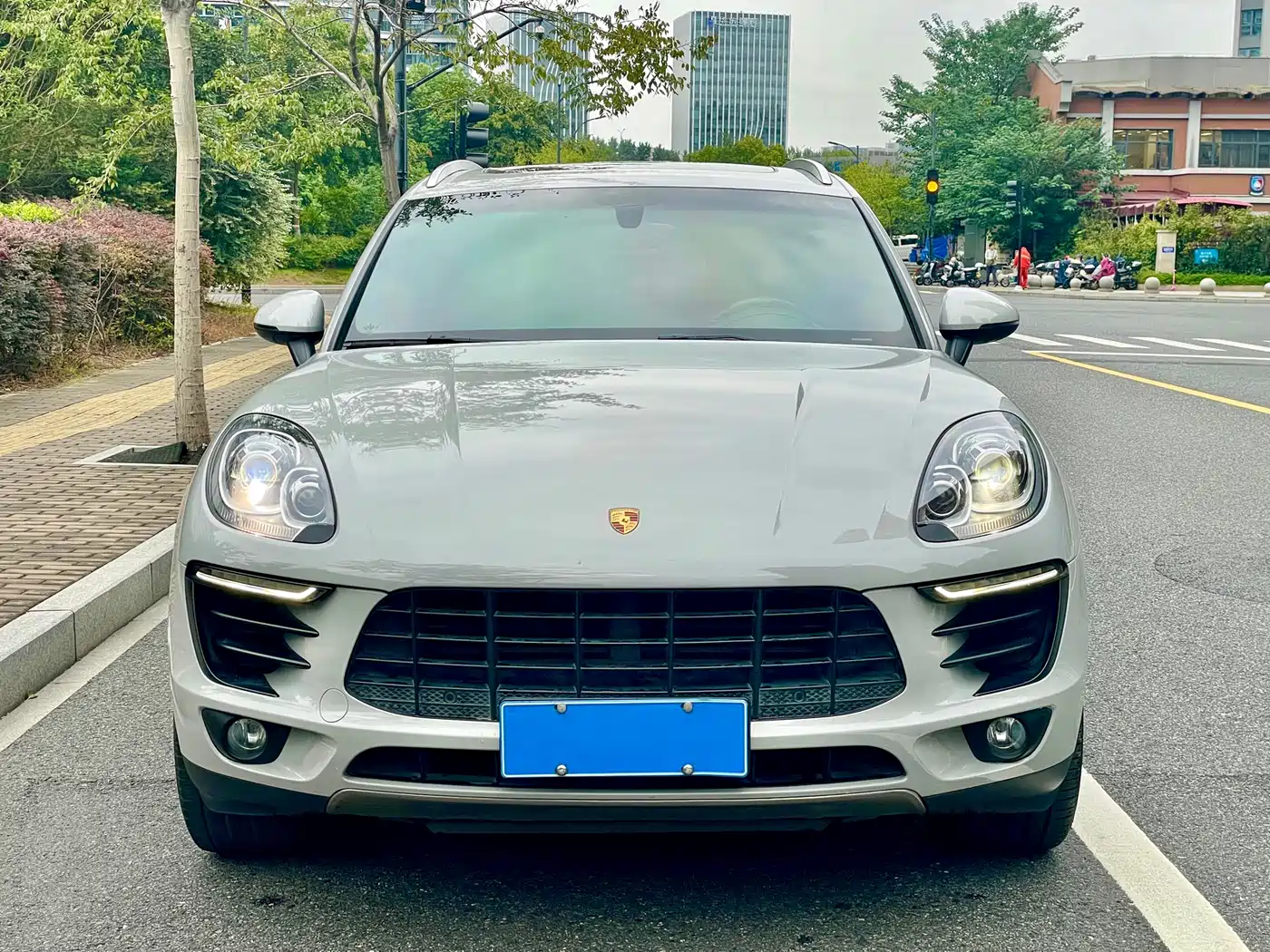 Porsche Macan 2016 Macan 2.0T фото 2
