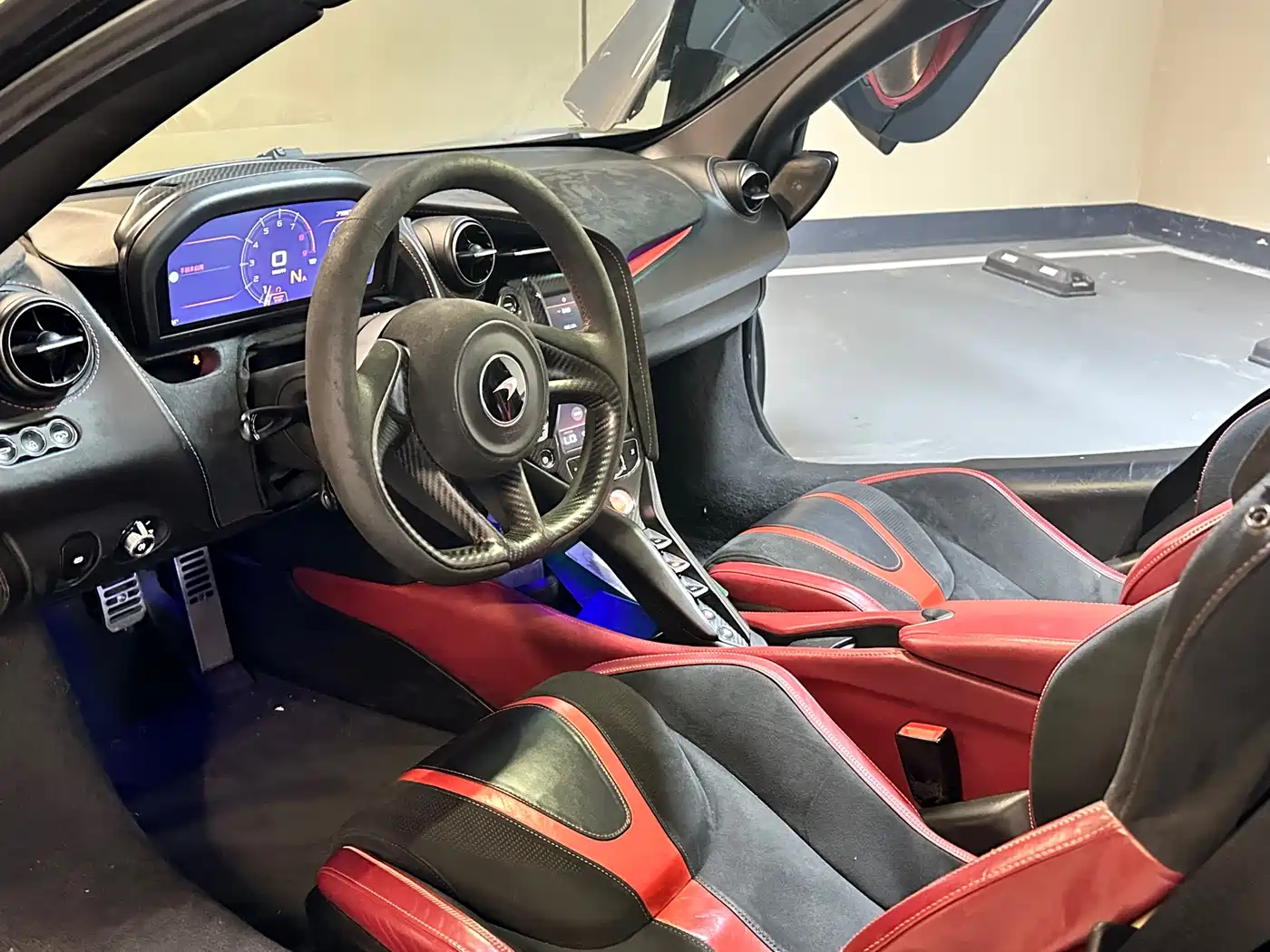 McLaren 720S 2019 4.0T Coupe фото 10
