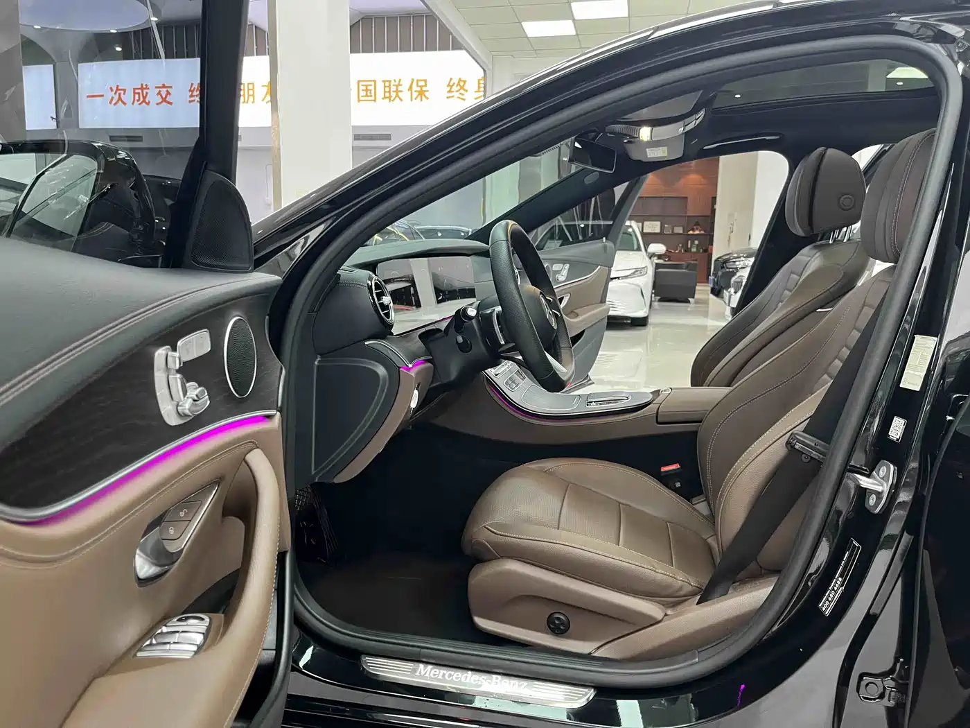 Mercedes-Benz E-Class 2023 E 300 L Fashion фото 4