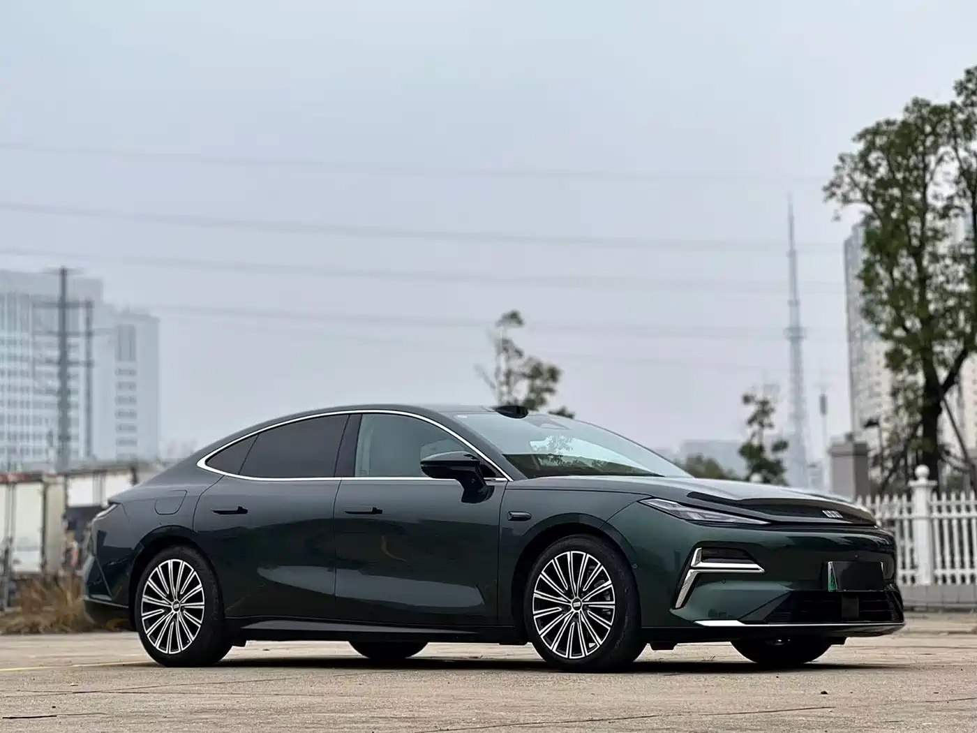 Geely Galaxy Galaxy Xingyao 8 2025 130km EM-P Starship Edition фото 3