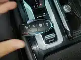 Фото 13 - Hongqi H5