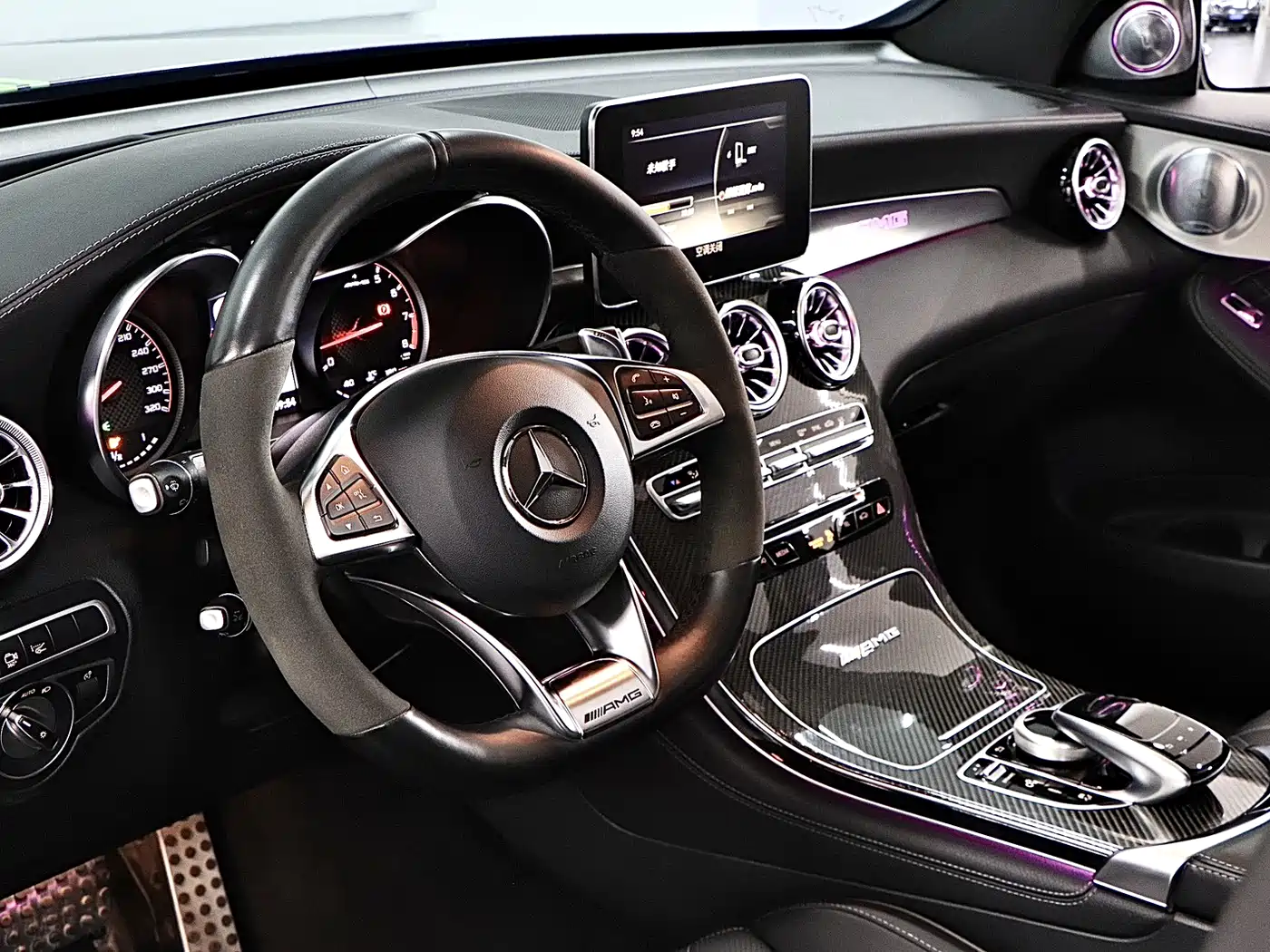 Mercedes-Benz GLC Coupe AMG 2018 AMG GLC 63 S 4MATIC+ Coupe SUV фото 11