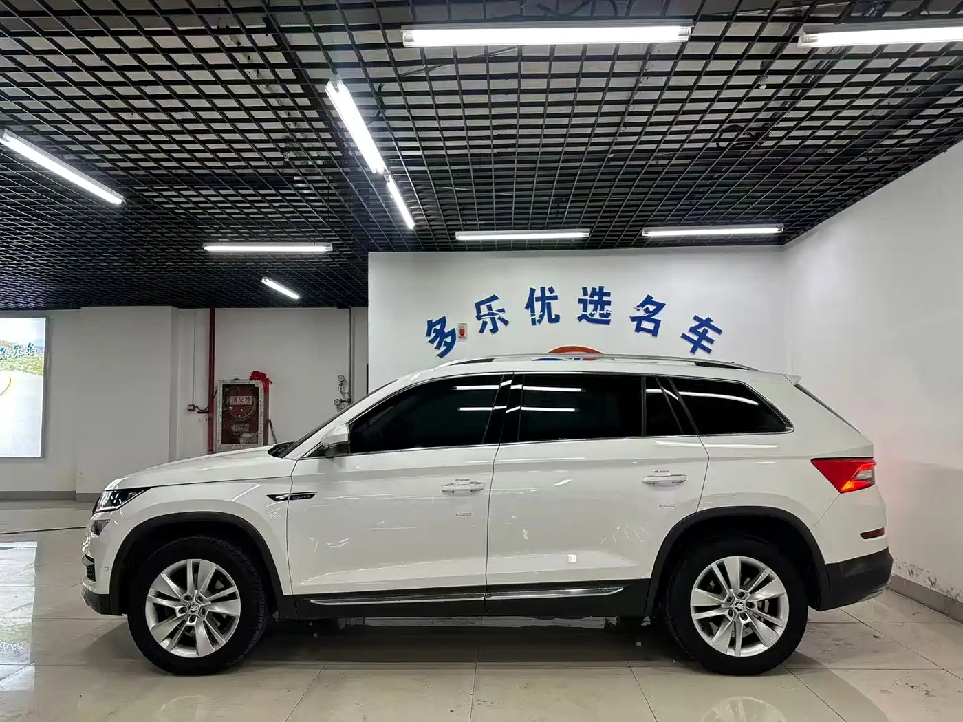 Škoda Kodiaq 2020 TSI330 7-Seater 2WD Luxury Premium Edition фото 9