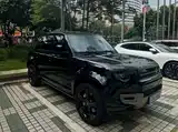 Photo 4 - Land Rover Defender