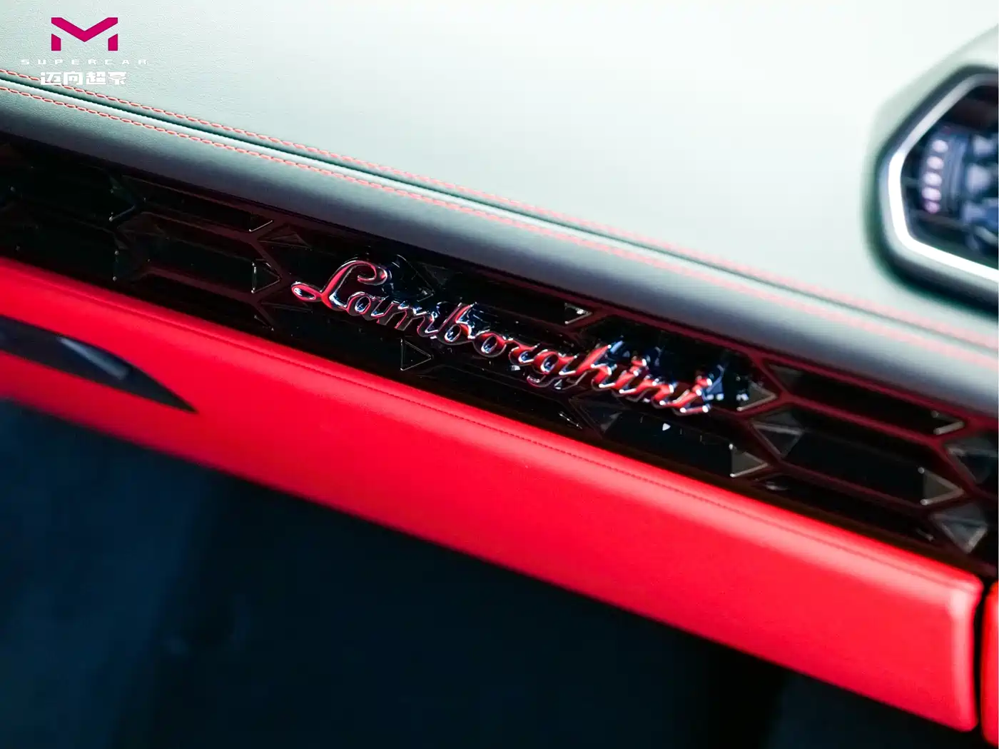 LAMBORGHINI HURACÁN