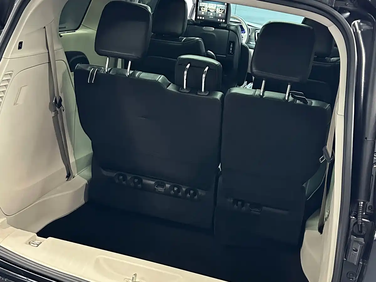 Фото 30 - Chrysler Pacifica