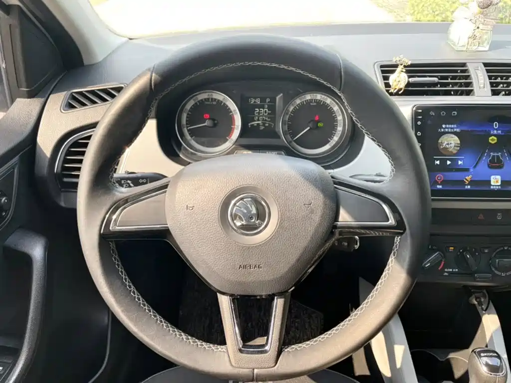 Photo 7 - Škoda Fabia