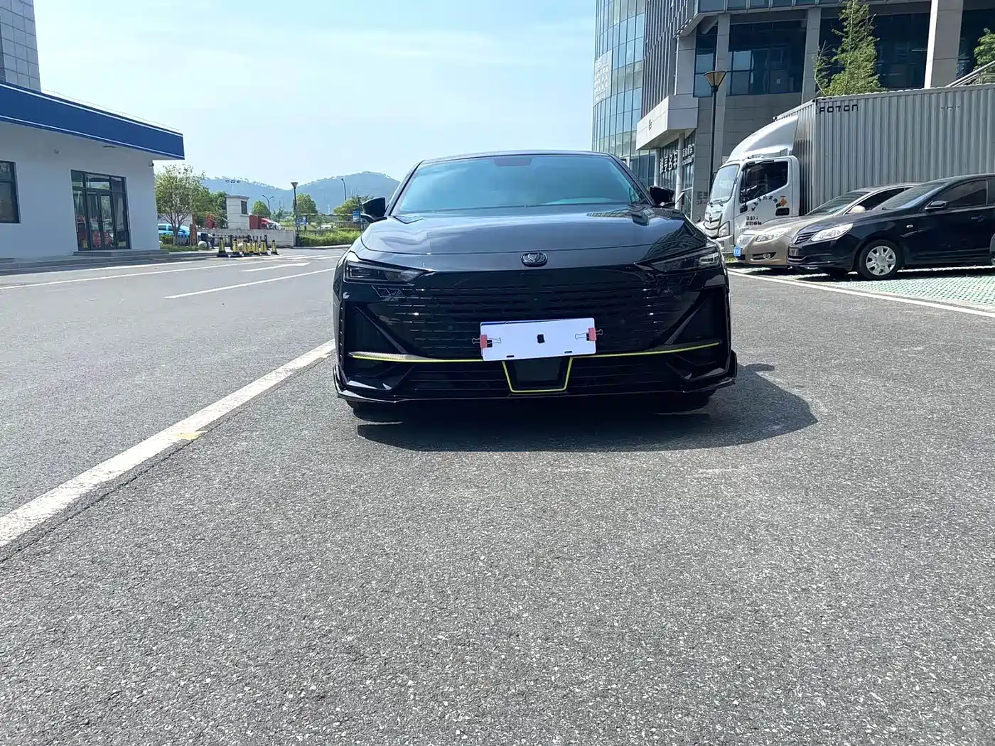 CHANGAN UNI-V