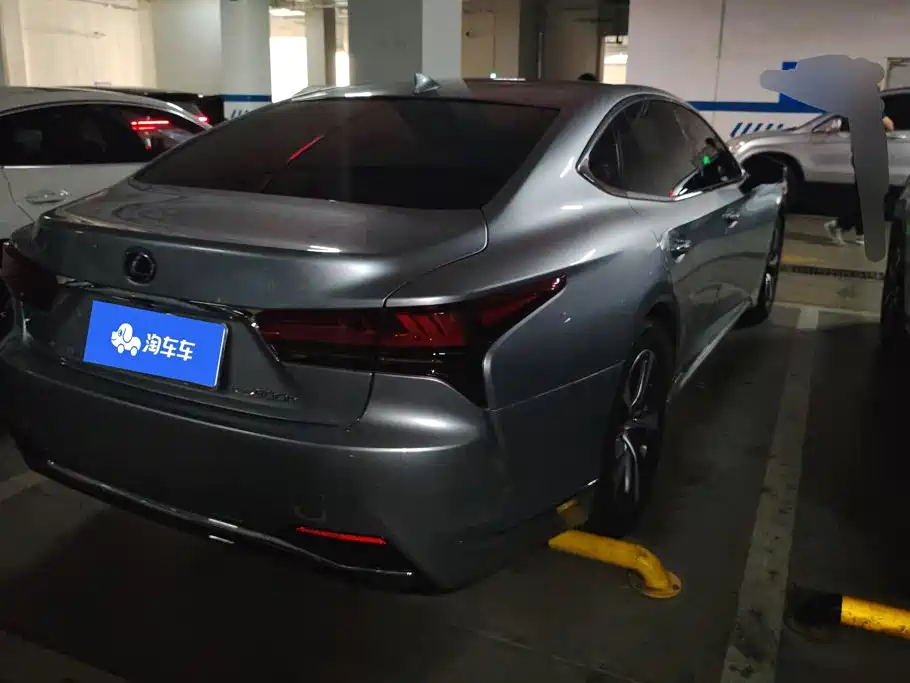 Lexus LS 2022 2021 500h Excellence Edition