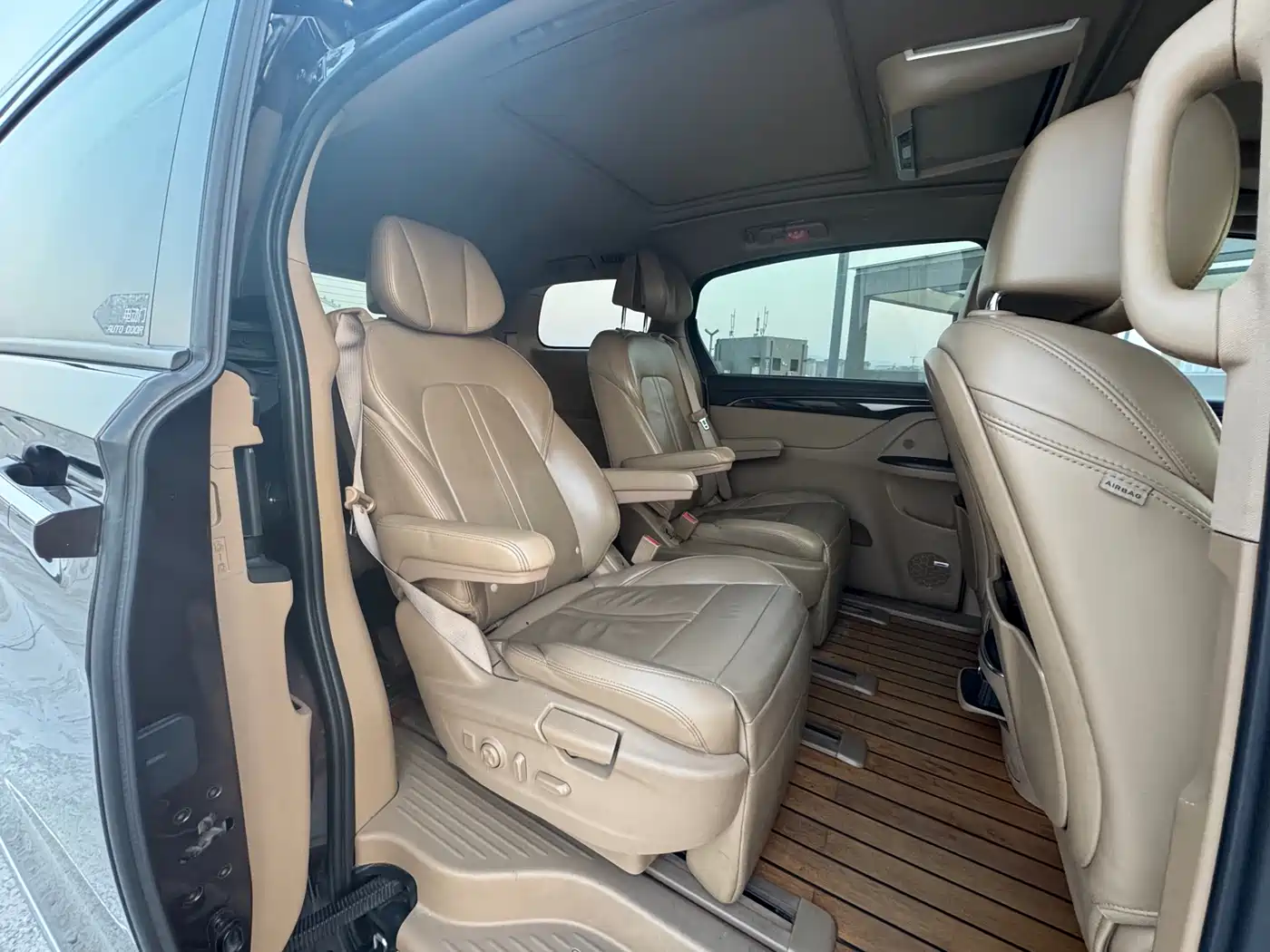 Buick GL8 2017 ES 28T Flagship China V фото 9