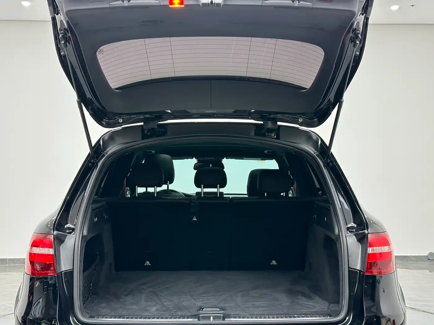 Mercedes-Benz GLC AMG 2017 AMG GLC 43 4MATIC фото 38