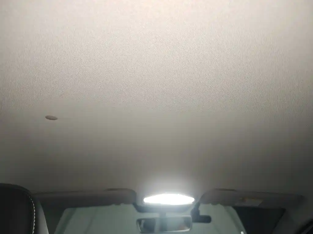 Geely Geometry E Firefly 2023 2024 Model 401km Fluorescent
