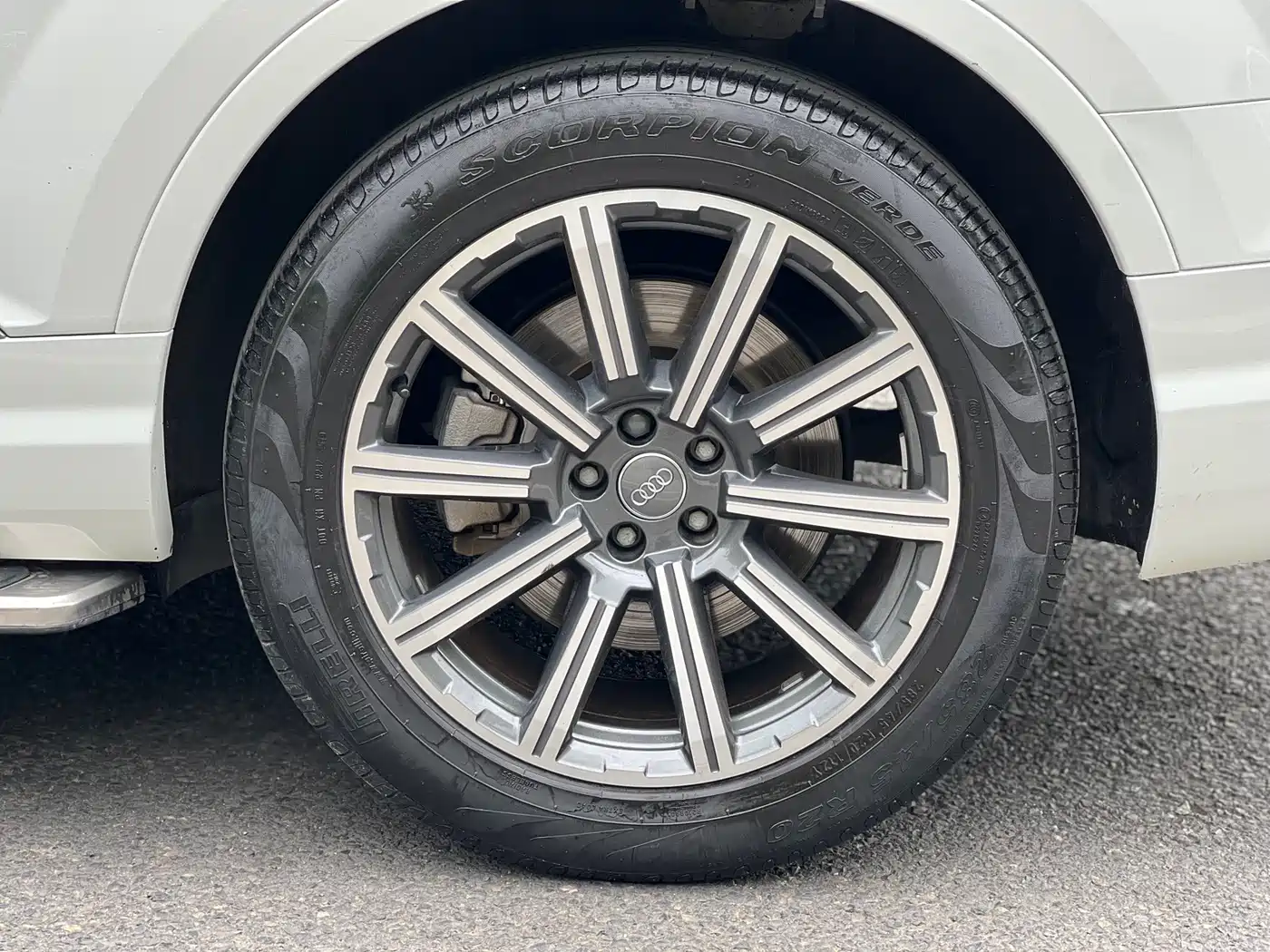 AUDI Q7