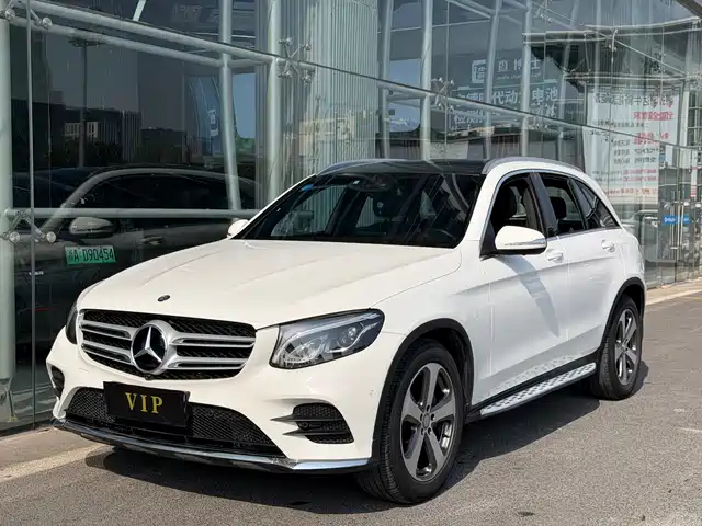 MERCEDES-BENZ GLC