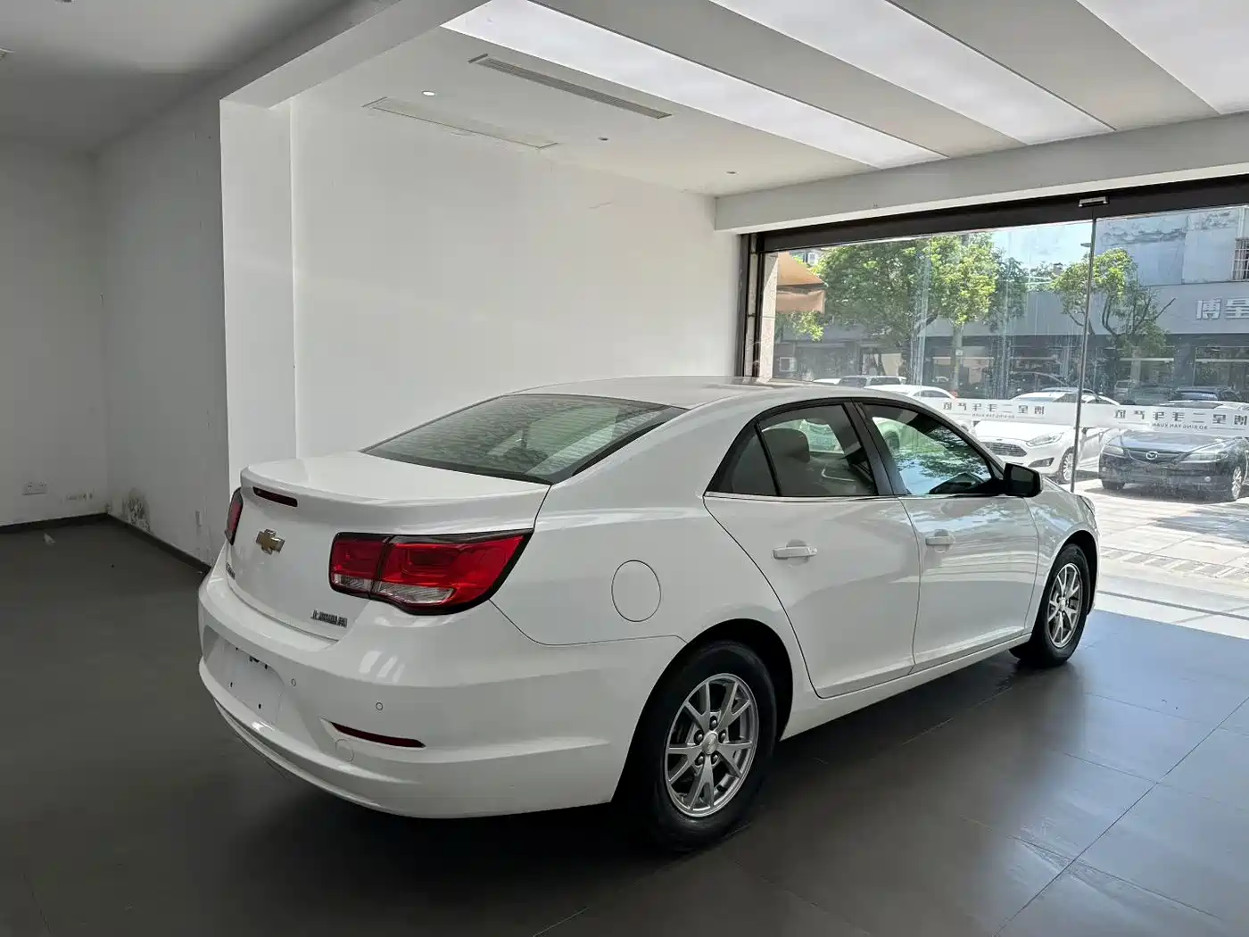 Chevrolet Malibu 2016 2.0L Automatic Comfort фото 6