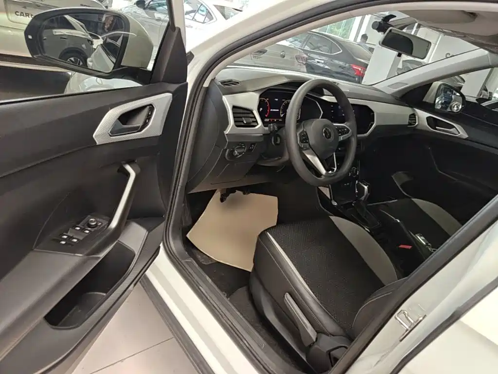 Volkswagen Tanying 2025 2023 Model 200TSI DSG Joy Smart Connect Edition