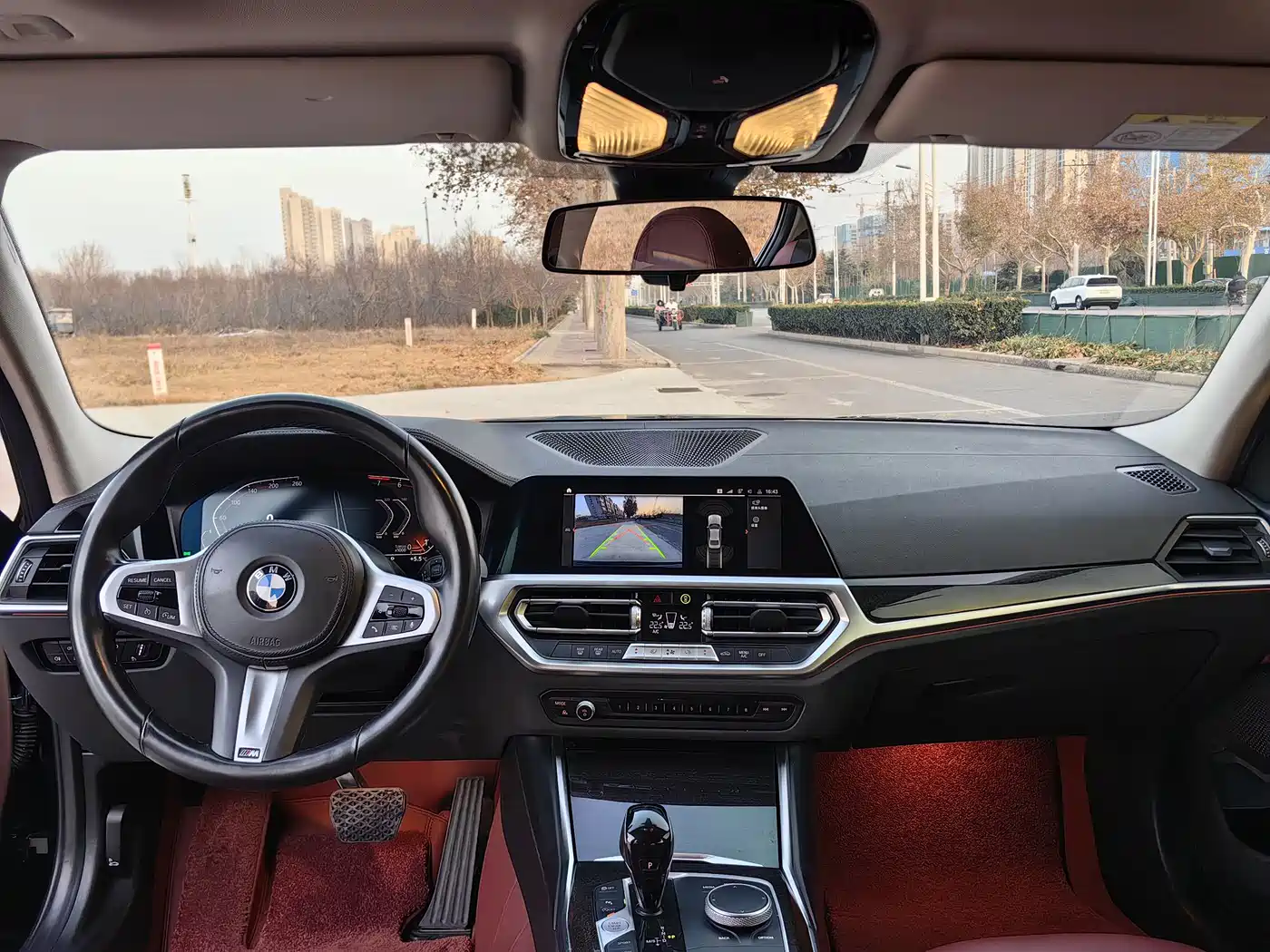 BMW 3 Series 2022 325Li M Sport Package фото 9