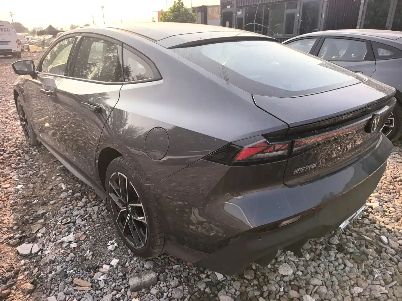 Changan UNI-V iDD 2026 2024 Blue Whale Smart iDD 136km Smart Cool