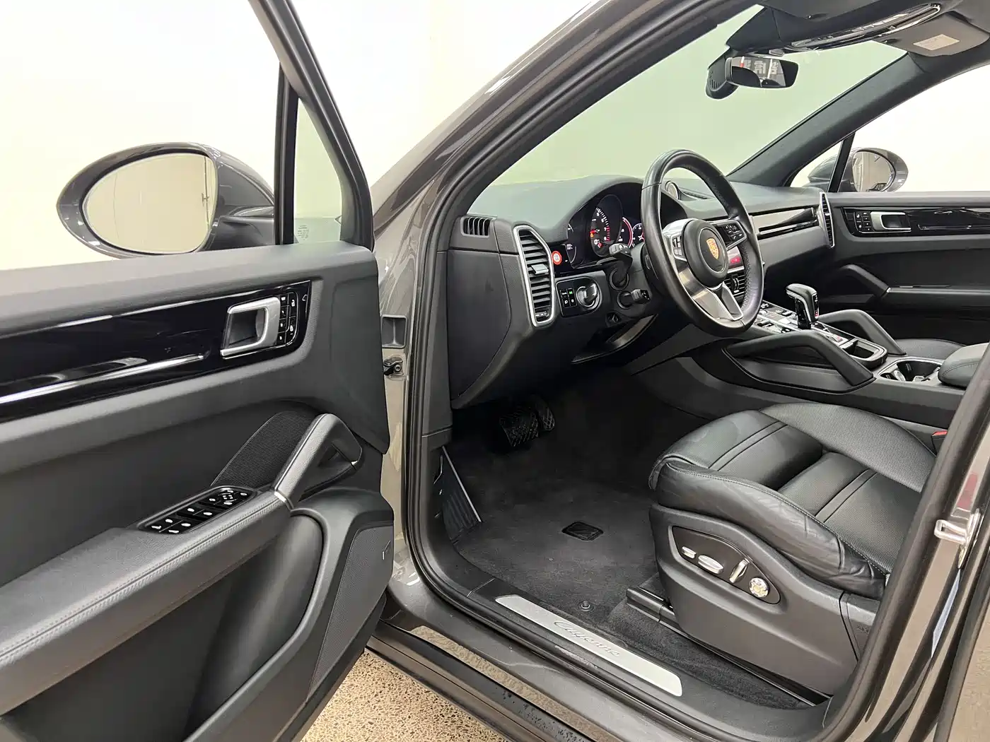 Porsche Cayenne 2019 Cayenne 3.0T фото 8